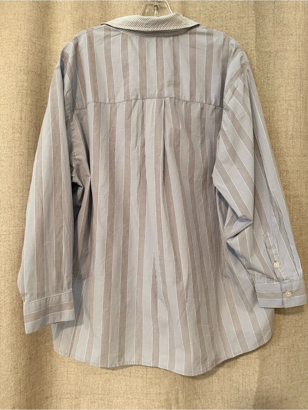 Aerie NWT Good Day Button Down Shirt | XS - Picture 6 of 8